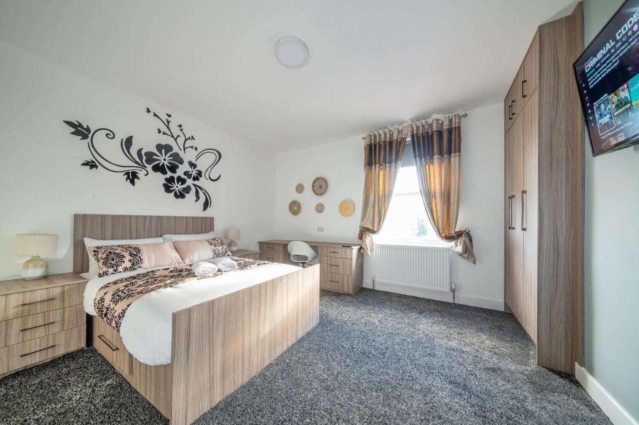 *Rc12S* For Your Most Relaxed & Cosy Stay + Free Parking + Free Fast Wifi * Leeds  Esterno foto