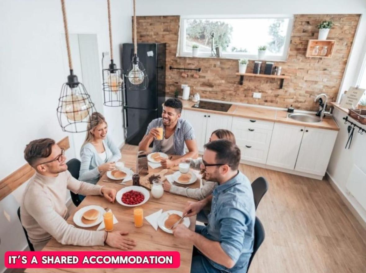 *Rc12S* For Your Most Relaxed & Cosy Stay + Free Parking + Free Fast Wifi * Leeds  Esterno foto